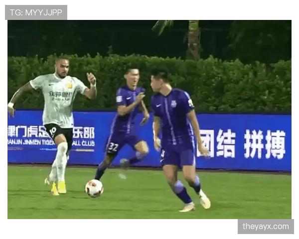 中圈开球规则：可直接进对方球门，自摆乌龙不算球