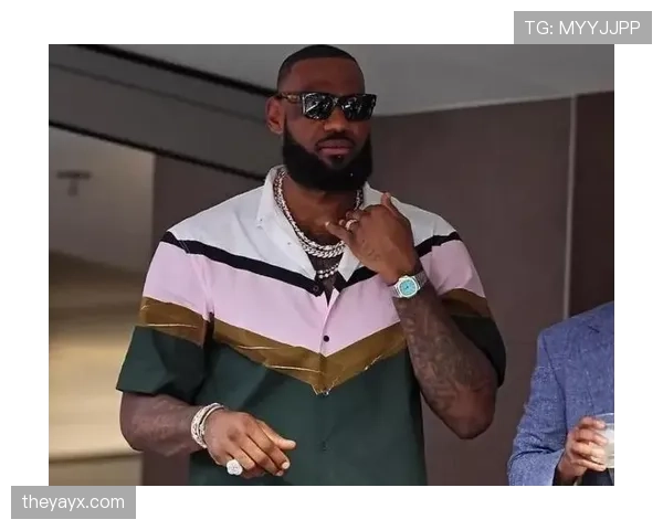 勒布朗今天又换个豪车开，朋友圈晒出那排排新衣柜，普通人看了心疼钱包！